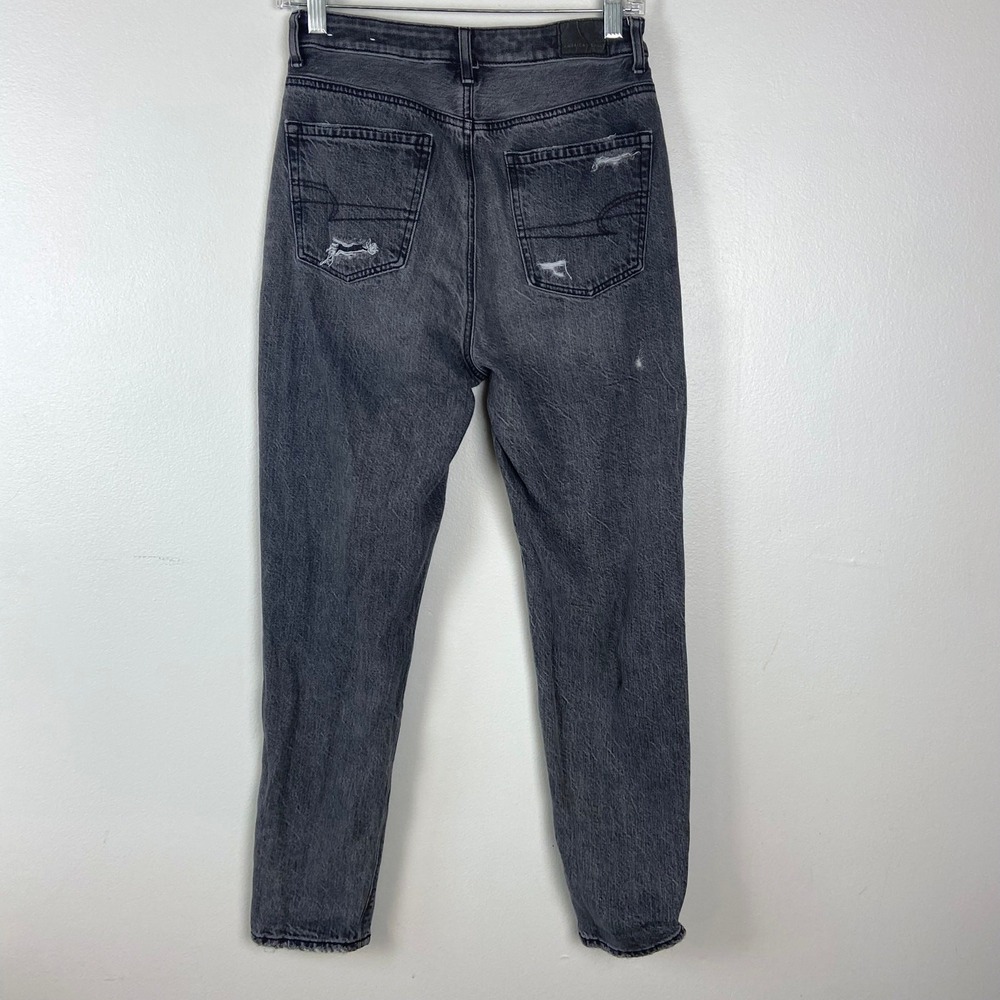 American Eagle Highest Rise Mom Jean Distressed Faded Black Gray Size 2 Regular - Picture 8 of 11